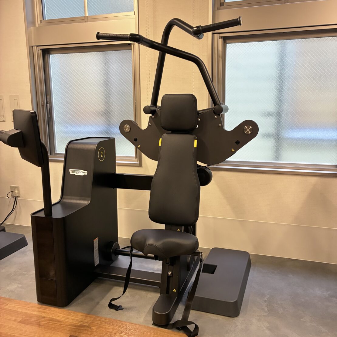 バーティカルトラクション(広背筋)